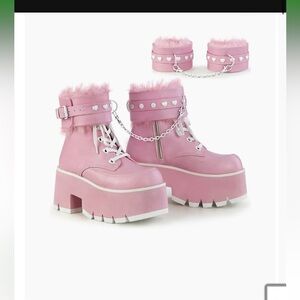 Demonia ashes 57 boots